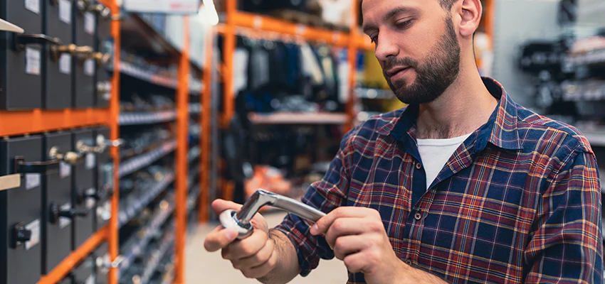 Locksmith For Retail Stores Lockout Services in Gustine, California